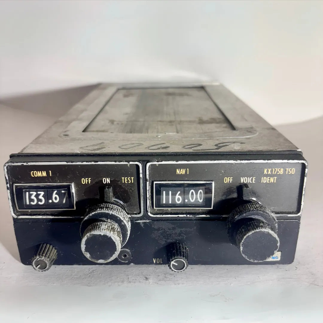King KX175B NAV/COMM Radio – P/N 069-1019 – 14V – 720 COMM & 200 NAV Channels – General Aviation