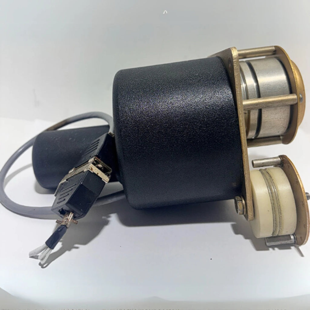 S-TEC 0106-T9 Autopilot Trim Servo | 28V | For Cessna 421B | Used