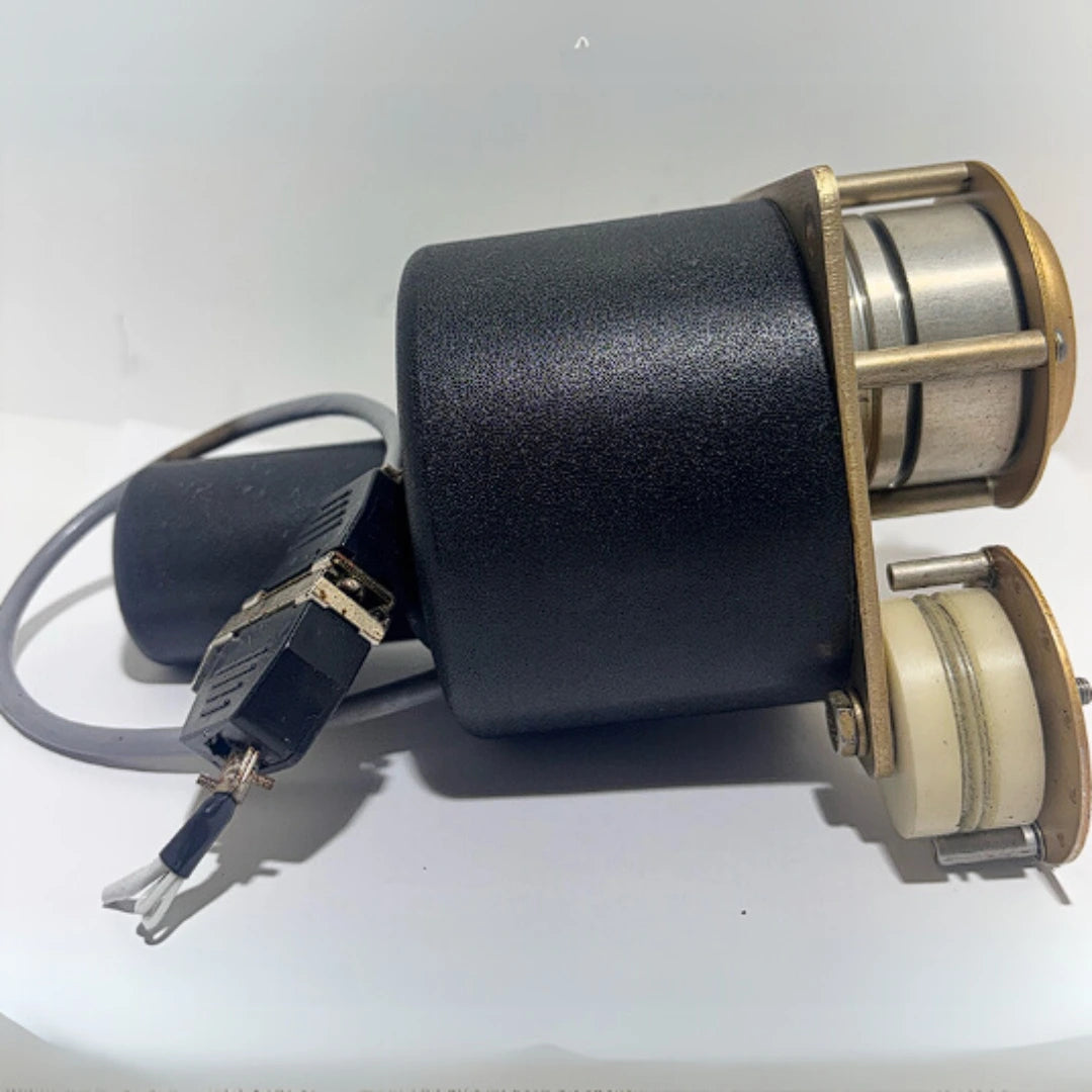 S-TEC 0106-T9 Autopilot Trim Servo | 28V | For Cessna 421B | Used