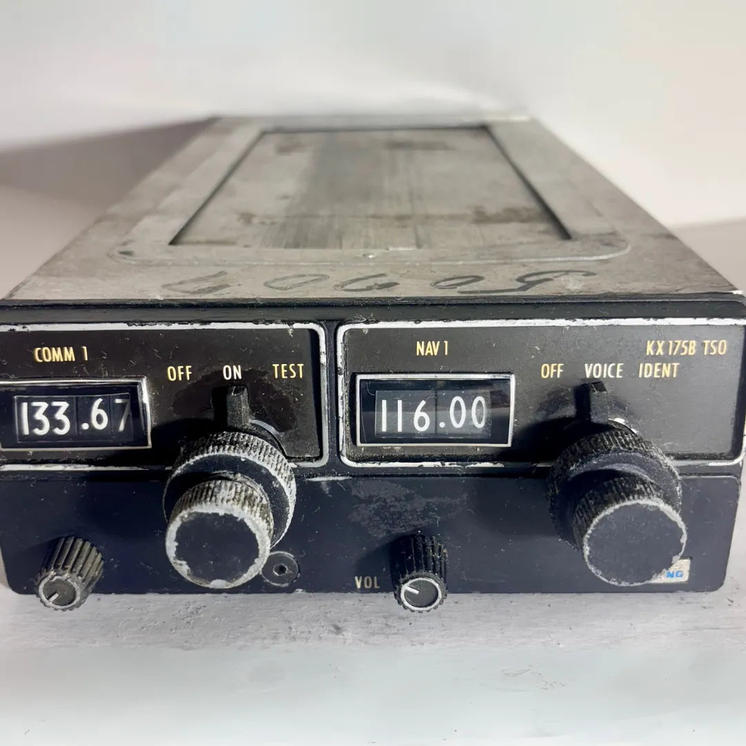 King KX175B NAV/COMM Radio – P/N 069-1019 – 14V – 720 COMM & 200 NAV Channels – General Aviation